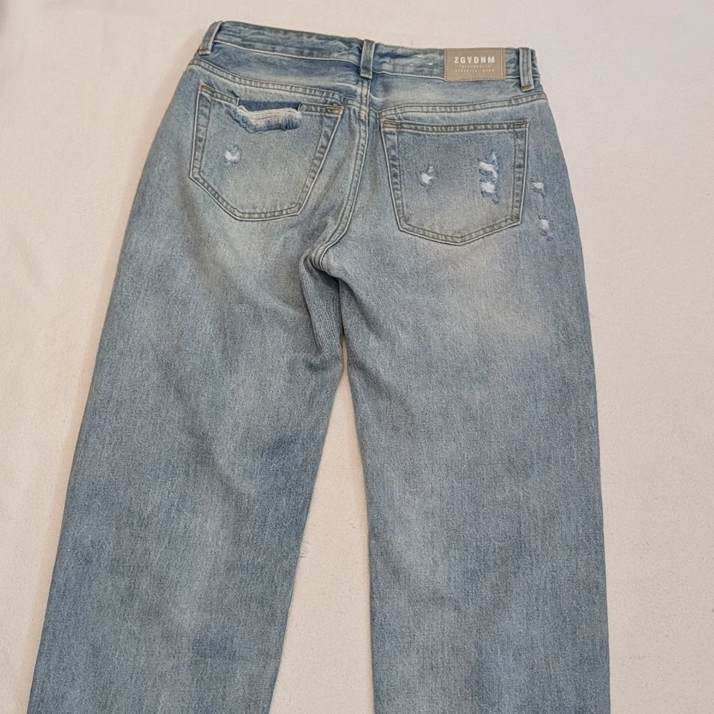 Ziggy ZGY Denim Mid-rise Relaxed Straight Leg Jeans w/ Distressing Size 25 - Picture 5 of 8